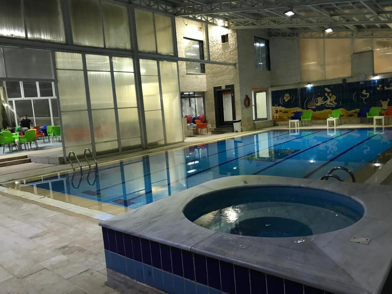 Badan Suites Safut Exteriér fotografie